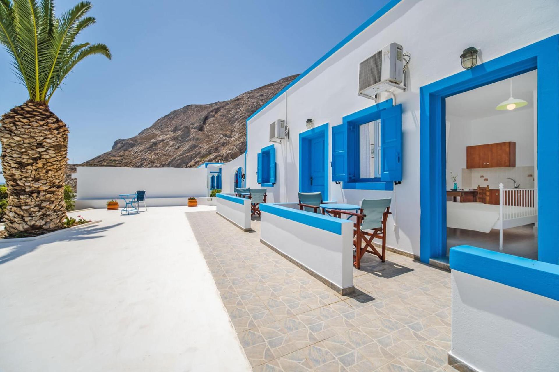 Ancient Thera * Kamári